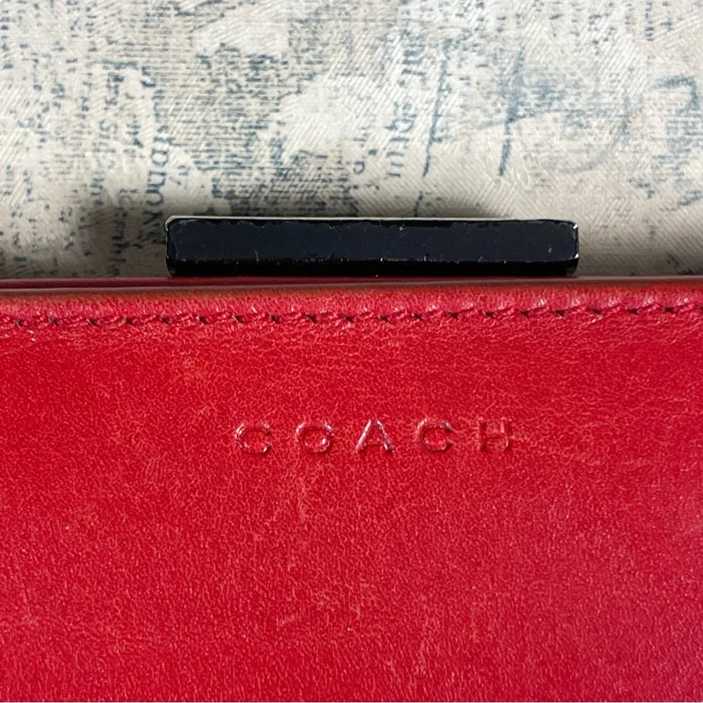 Coach Vintage Red Leather Kiss-lock Coin Wallet with Snap Closure
